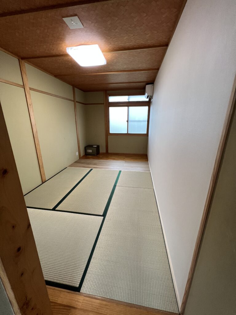 203号室の室内