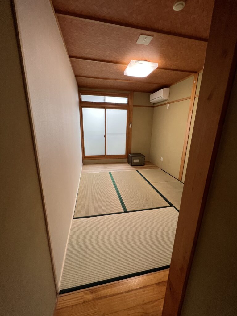 204号室の室内